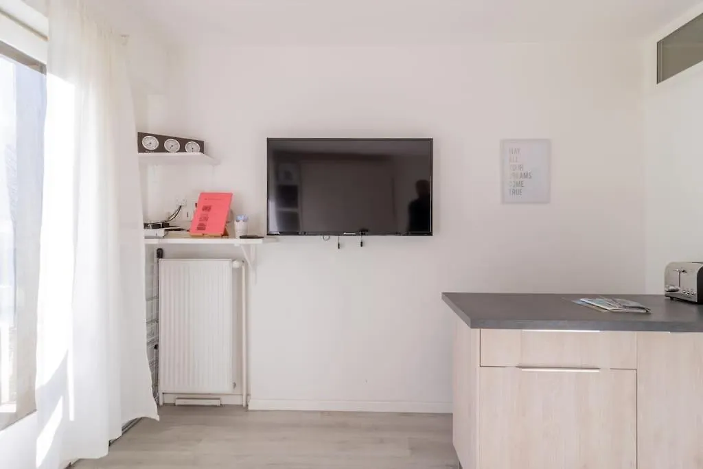 Zenbnb / Sweet Apartment / Studio / Proche Geneve Annemasse France